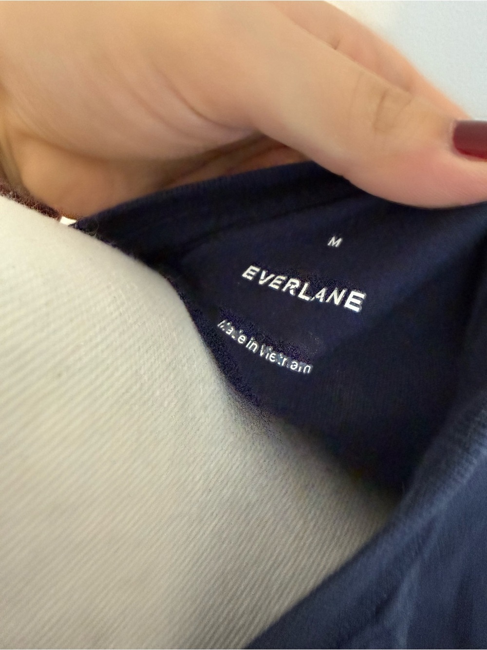 3 pack bundle Everlane tees size M - Picture 8 of 9